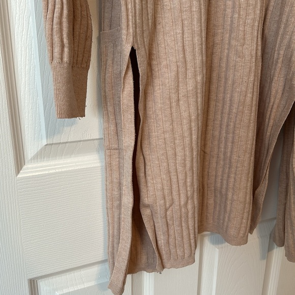 Maxi cardigan with hood - Picture 3 of 4